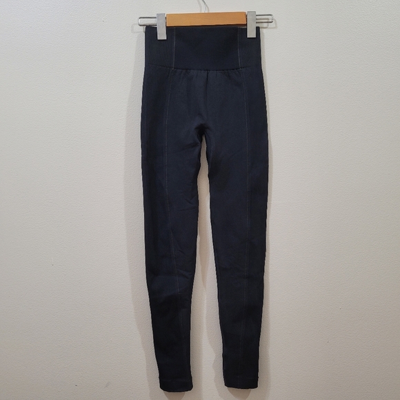 Gymshark Leggings - Picture 5 of 14